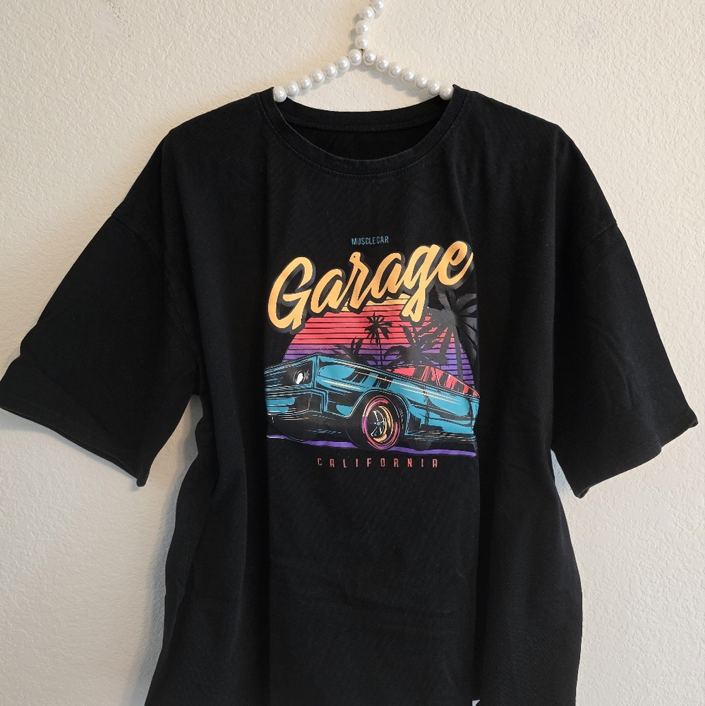 Oversized 80s Black LA Graphic Tee